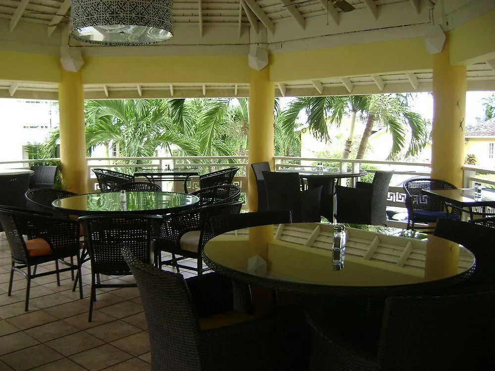 Condos At The Ridge Ocho Rios Apart Otel